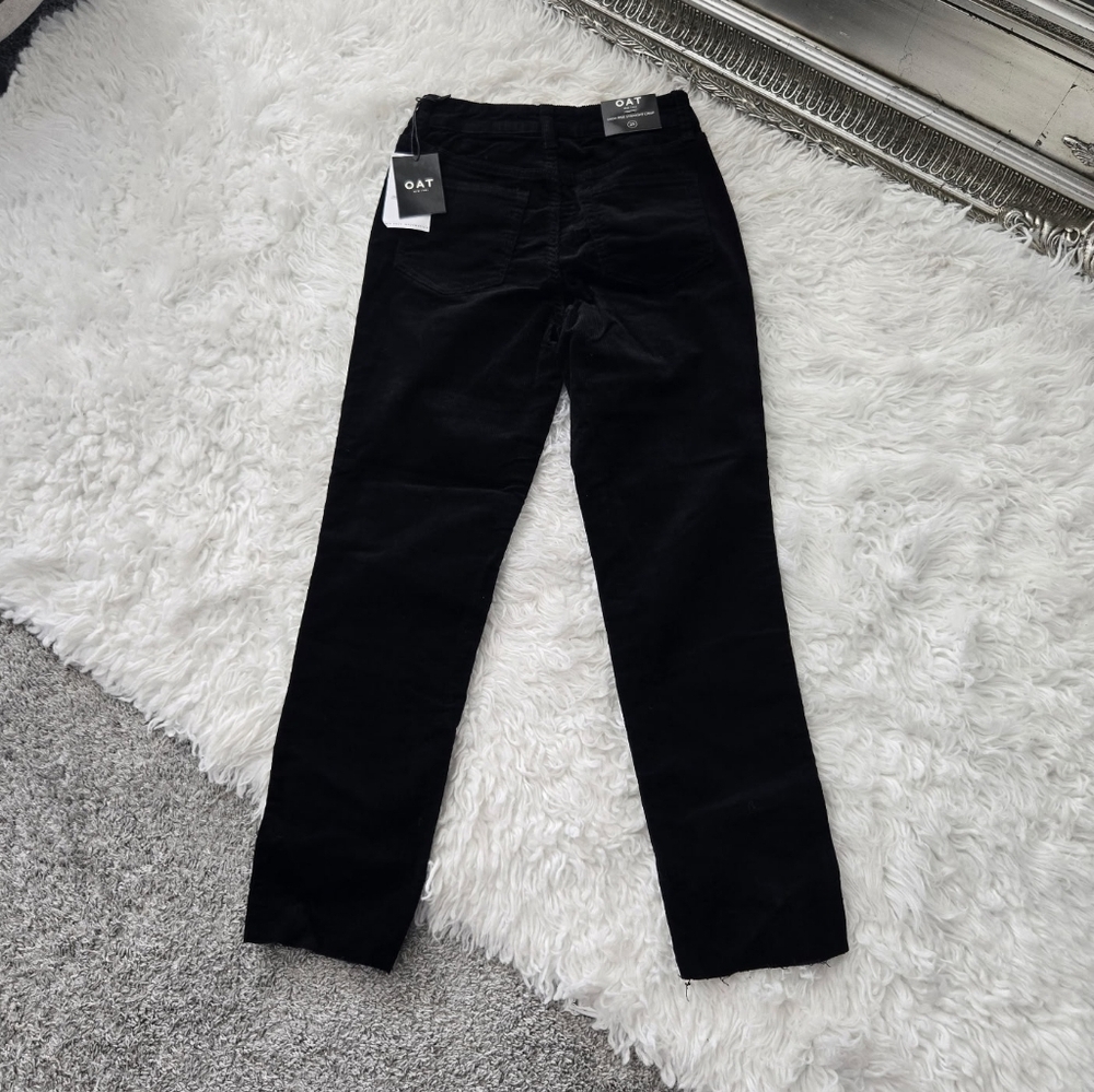 OAT New York HIGH-RISE CORDUROY BUTTON FLY STRAIGHT CROP. Black. Size 25. New. - Picture 3 of 9
